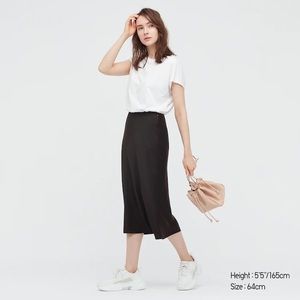 UNIQLO Satin Narrow Flare Skirt